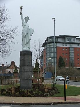 Leicester : Statua Wolności w nowym miejscu